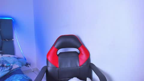Snapshot of crazybaby_squirt chatting on 05/21/26, 03:24 crazybaby_squirt online show from 05/21/26, 03:24