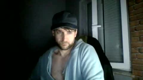 crazyboy44412345 online show from 05/18/26, 10:26