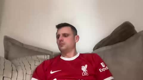 Nicky online show from 02/12/25, 10:26