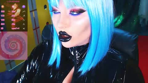 Roxy online show from 11/02/25, 02:30