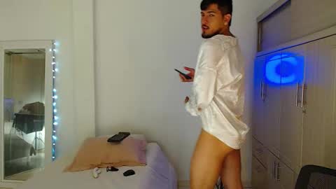 Bull online show from 11/12/25, 06:03