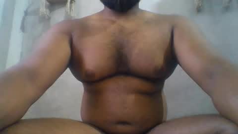 Snapshot of crazzy_booy chatting on 06/01/26, 03:30 crazzy_booy online show from 06/01/26, 03:30