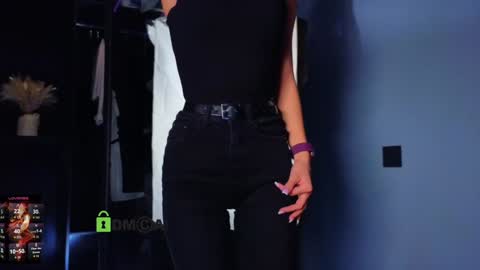 crazzy cherry online show from 10/22/25, 01:50