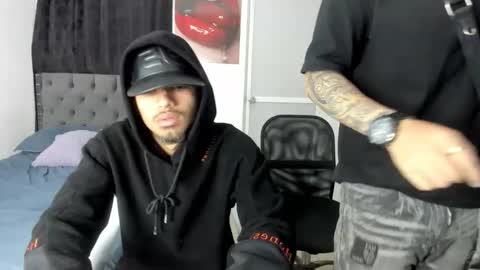Snapshot of crazzy_master1 chatting on 04/17/26, 11:41 crazzy_master1 online show from 04/17/26, 11:41