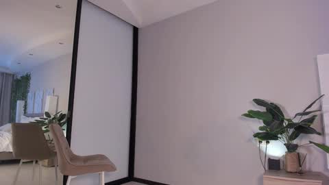 ALEXA AND WALLY online show from 02/04/26, 08:09