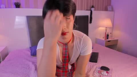 Snapshot of creamy_angelo chatting on 09/10/25, 04:56 creamy_angelo online show from 09/10/25, 04:56