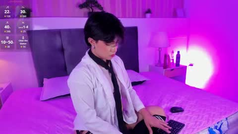 Snapshot of creamy_angelo chatting on 09/29/25, 03:55 creamy_angelo online show from 09/29/25, 03:55