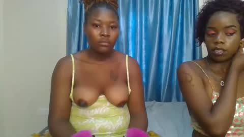 creamy_pie1 online show from 03/19/26, 12:42