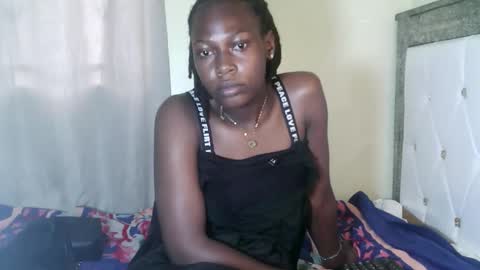 Snapshot of creamybabes0 chatting on 11/03/25, 08:15 creamybabes0 online show from 11/03/25, 08:15