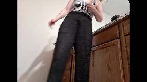 creamydilf11 online show from 11/19/25, 06:57