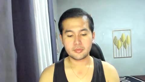 Snapshot of creamynow chatting on 12/04/24, 09:51 BareCreamyCum online show from 12/04/24, 09:51