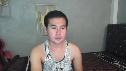 Snapshot of creamynow chatting on 12/14/24, 11:18 BareCreamyCum online show from 12/14/24, 11:18