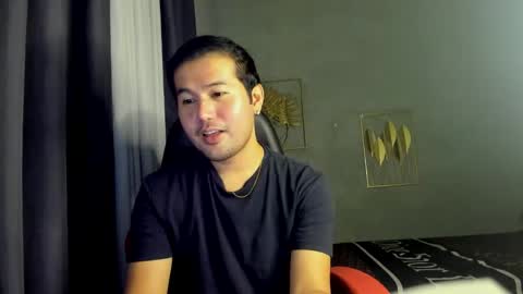 Snapshot of creamynow chatting on 12/29/24, 04:38 BareCreamyCum online show from 12/29/24, 04:38