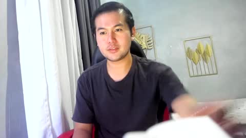 Snapshot of creamynow chatting on 01/02/25, 11:20 BareCreamyCum online show from 01/02/25, 11:20