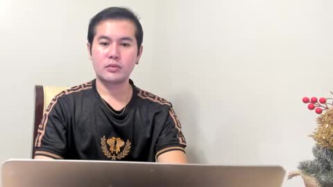 Snapshot of creamynow chatting on 01/03/25, 08:32 BareCreamyCum online show from 01/03/25, 08:32