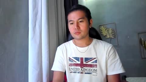 Snapshot of creamynow chatting on 01/05/25, 08:11 BareCreamyCum online show from 01/05/25, 08:11