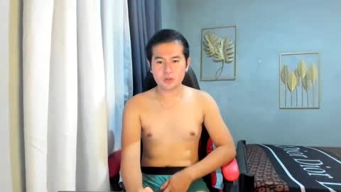 Snapshot of creamynow chatting on 01/08/25, 01:20 BareCreamyCum online show from 01/08/25, 01:20