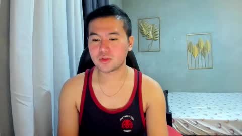 Snapshot of creamynow chatting on 02/04/25, 12:11 BareCreamyCum online show from 02/04/25, 12:11