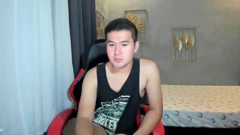 Snapshot of creamynow chatting on 02/06/25, 06:24 BareCreamyCum online show from 02/06/25, 06:24