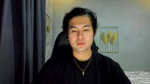 Snapshot of creamynow chatting on 10/23/25, 11:20 BareCreamyCum online show from 10/23/25, 11:20