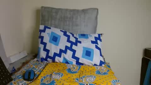 Taurus04 online show from 02/02/25, 12:46