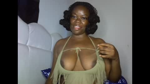 Snapshot of creamypussyxx chatting on 05/27/26, 08:44 creamypussyxx online show from 05/27/26, 08:44