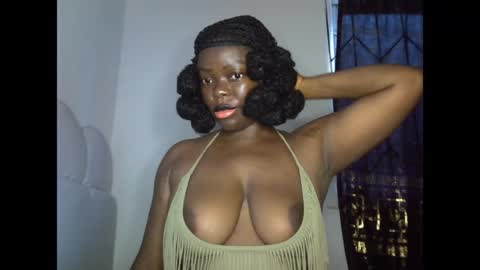Snapshot of creamypussyxx chatting on 06/01/26, 09:22 creamypussyxx online show from 06/01/26, 09:22