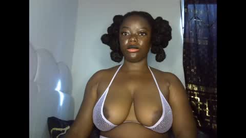 Snapshot of creamypussyxx chatting on 06/04/26, 07:58 creamypussyxx online show from 06/04/26, 07:58