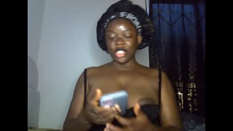 Snapshot of creamypussyxx chatting on 06/13/26, 08:23 creamypussyxx online show from 06/13/26, 08:23