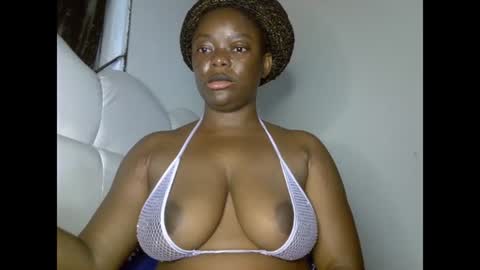 Snapshot of creamypussyxx chatting on 06/25/26, 10:31 creamypussyxx online show from 06/25/26, 10:31