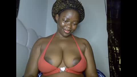 Snapshot of creamypussyxx chatting on 06/27/26, 05:29 creamypussyxx online show from 06/27/26, 05:29