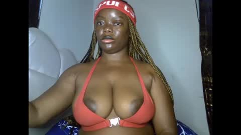Snapshot of creamypussyxx chatting on 06/29/26, 10:15 creamypussyxx online show from 06/29/26, 10:15