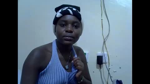 creamyypussyy online show from 12/18/25, 12:17