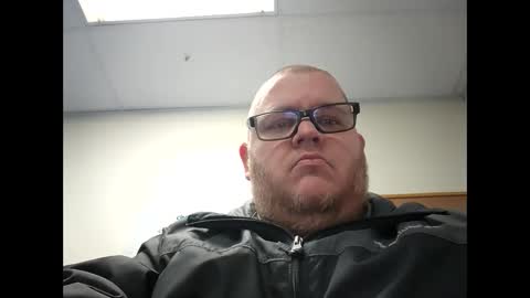 The hopeless romantic online show from 01/24/25, 04:59