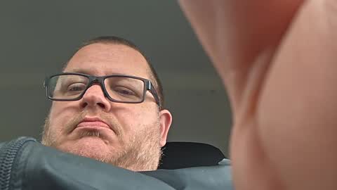 The hopeless romantic online show from 03/05/25, 04:24