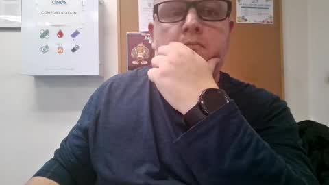 The hopeless romantic online show from 11/23/25, 02:22