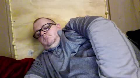 The hopeless romantic online show from 12/16/25, 02:49