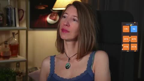 Quinn de la Creme online show from 10/14/25, 05:58