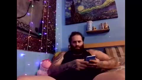 Snapshot of creolethiccc chatting on 02/09/26, 05:11 CreoleThiccc online show from 02/09/26, 05:11