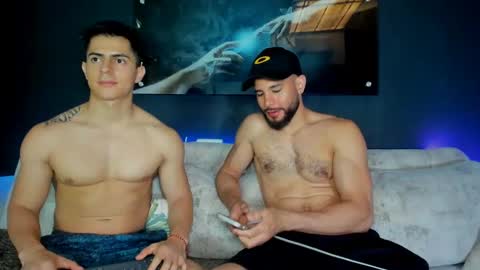 CRHISTIAN online show from 03/10/25, 04:25