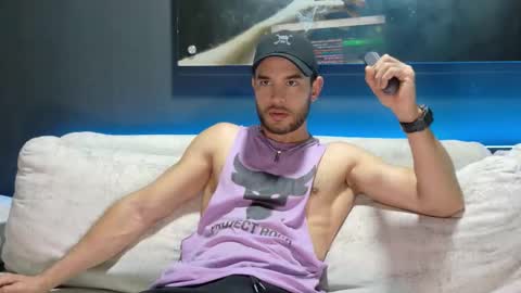 CRHISTIAN online show from 10/23/25, 10:19