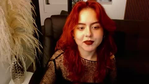 Snapshot of crimson_tati chatting on 01/09/25, 09:27 Tatiana online show from 01/09/25, 09:27
