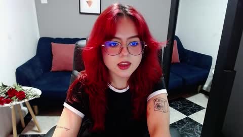 Snapshot of crimson_tati chatting on 02/14/25, 07:49 Tatiana online show from 02/14/25, 07:49