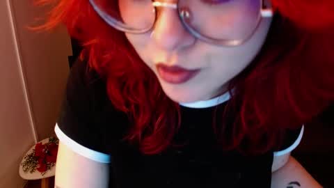 Snapshot of crimson_tati chatting on 03/07/25, 10:24 Tatiana online show from 03/07/25, 10:24