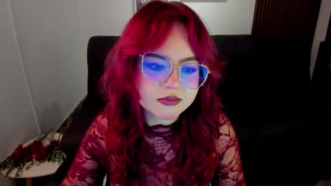 Snapshot of crimson_tati chatting on 09/11/25, 04:12 Tatiana online show from 09/11/25, 04:12