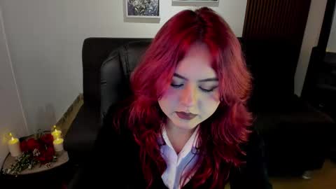 Snapshot of crimson_tati chatting on 09/30/25, 03:44 Tatiana online show from 09/30/25, 03:44