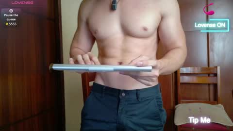 Snapshot of cris2428 chatting on 05/14/26, 01:40 cris2428 online show from 05/14/26, 01:40
