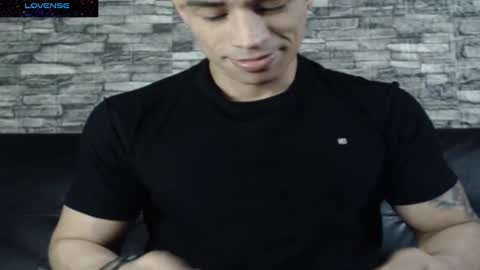 Snapshot of cris_angel01 chatting on 02/14/25, 10:17 Cris online show from 02/14/25, 10:17