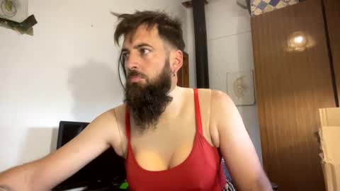 Snapshot of crisbearded chatting on 11/02/25, 03:47 Eldelabarba online show from 11/02/25, 03:47