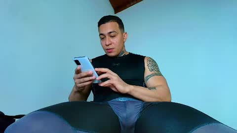 Cristopher online show from 04/11/26, 01:21